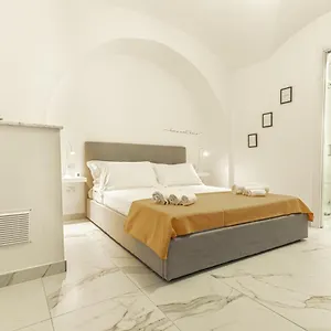 Dimora Bianca Aeroporto di Catania Fontana Rossa